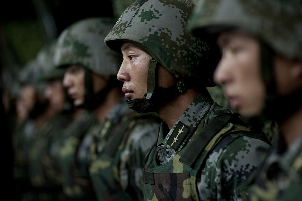 File:Soldiers of the Chinese People's Liberation Army - 2011.jpg